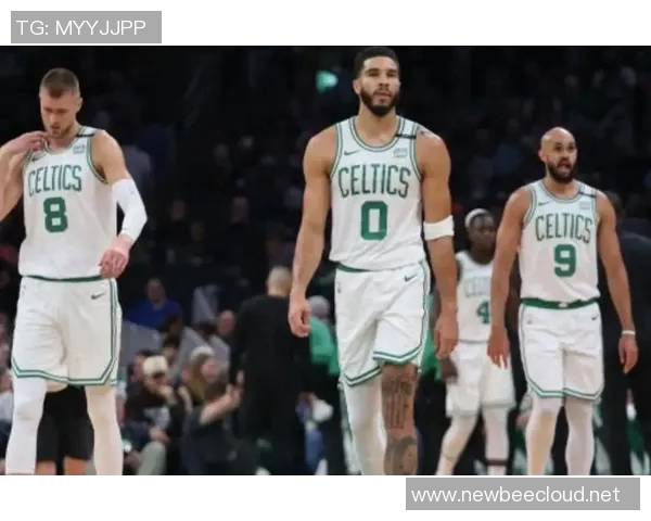 美记：对阵凯尔特人唐斯将佩戴小斯留下了眼镜